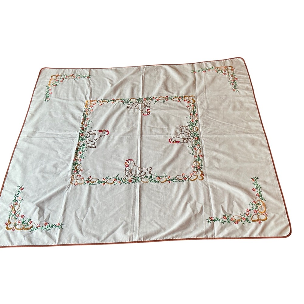 Vintage Hand Embroidered‎ Tablecloth Chickens Eggs Farmhouse Cottagecore 36x38